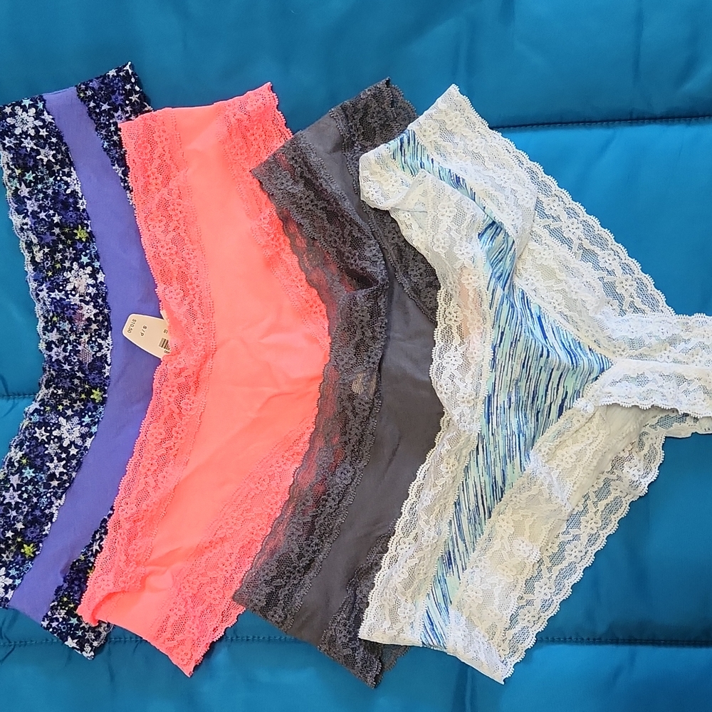 Set if Four VS Cheeky Lacy Panties Size S